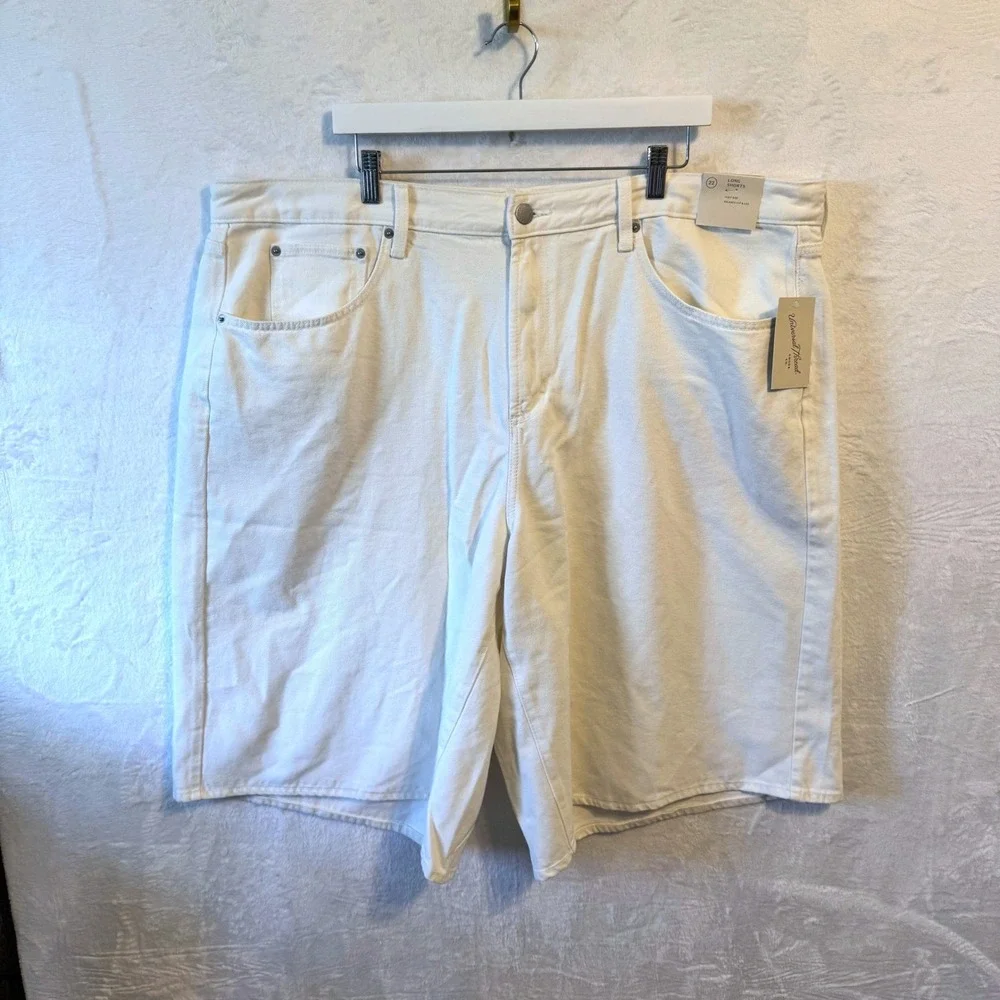 Universal‎ Thread Denim Shorts High Rise 22W White Womens Plus Size Bermuda